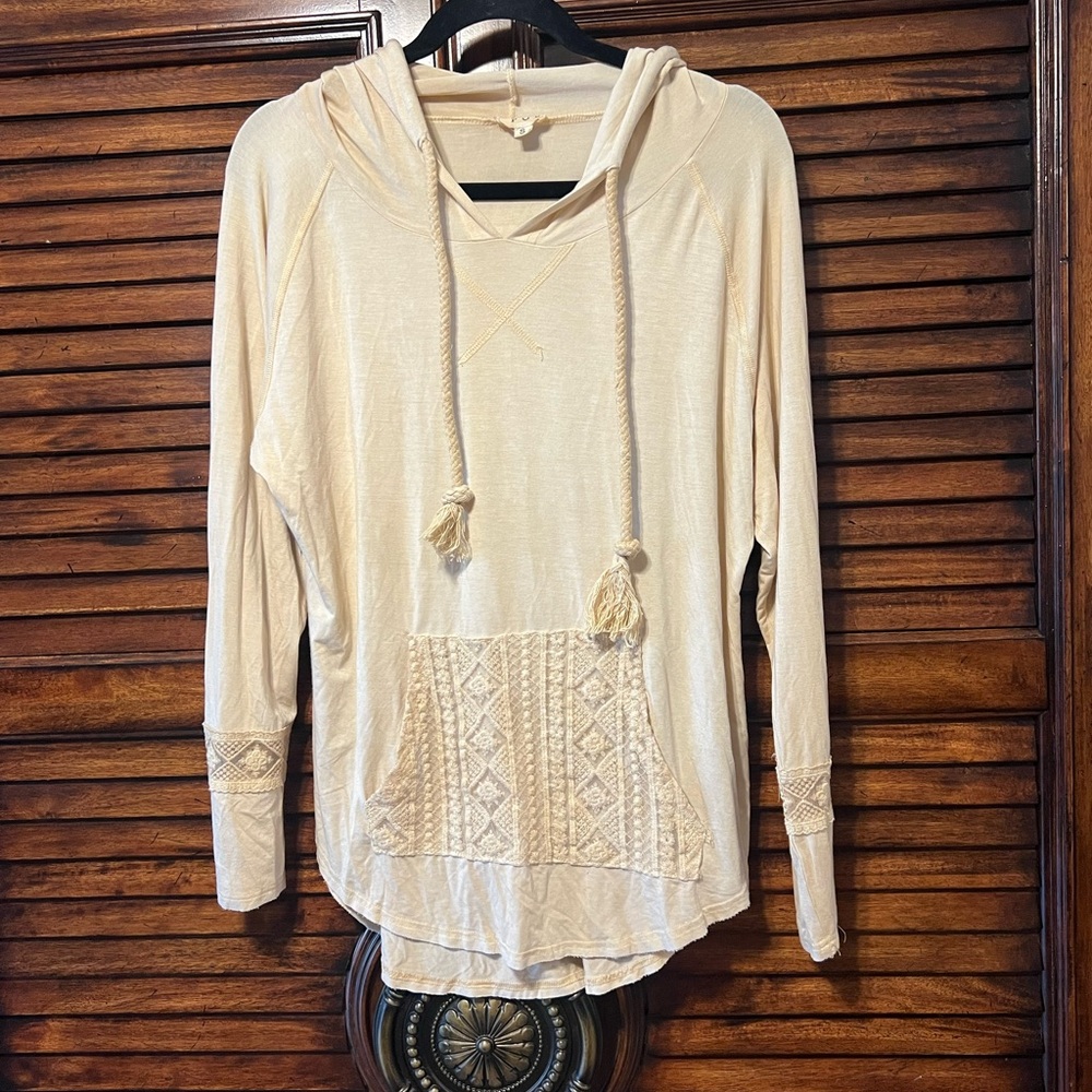 Pol lightweight soft beige‎ Bohemian style crochet lace hoodie. Women’s Sz Small
